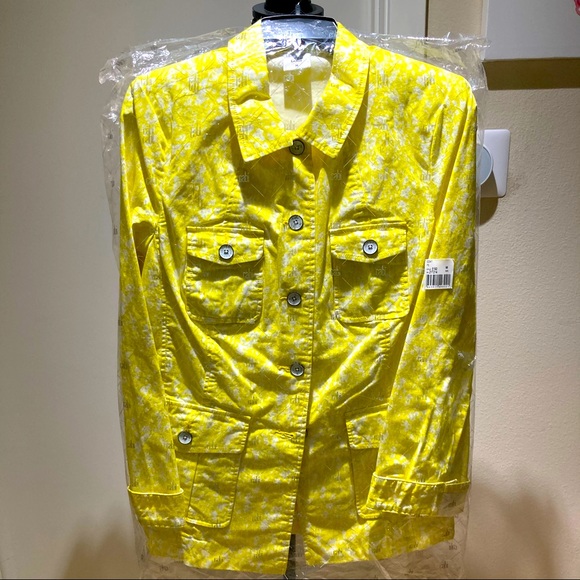 ๐ CAbi yellow floral jacket; Size M. ๐ - Picture 3 of 5